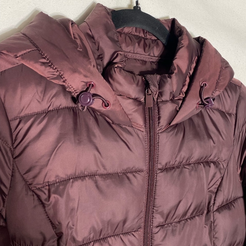 Reitman’s Long Burgundy Quilted Puffer Jacket With Hood XS - Picture 8 of 13